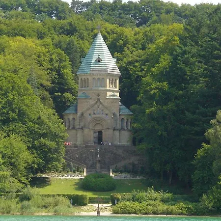 Landgasthof Berg Bed & Breakfast Eurasburg