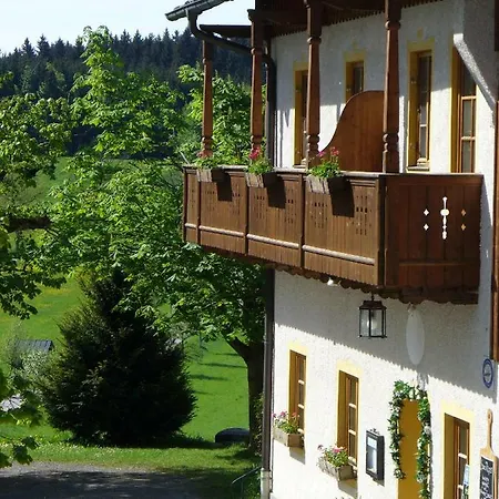 Landgasthof Berg Bed & Breakfast