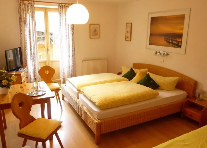 Bed and Breakfast Landgasthof Berg 3*