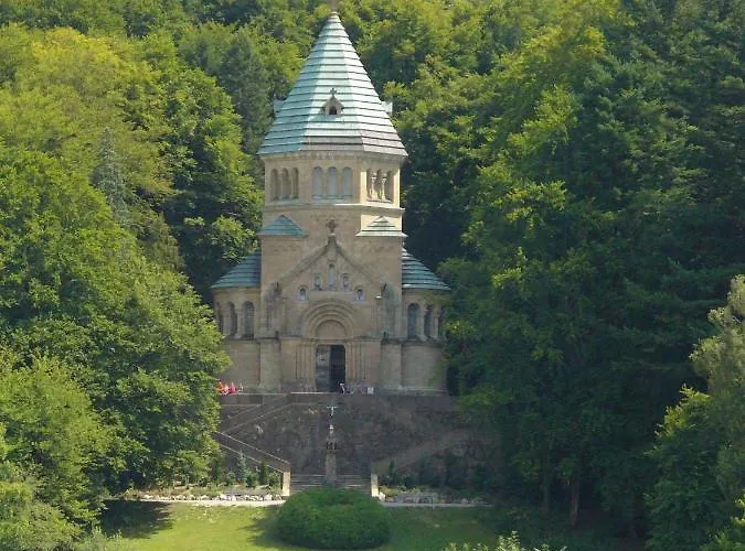 Landgasthof Berg Bed and Breakfast Eurasburg